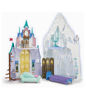 Bild von Gefrorenes Eisschloss und Puppe